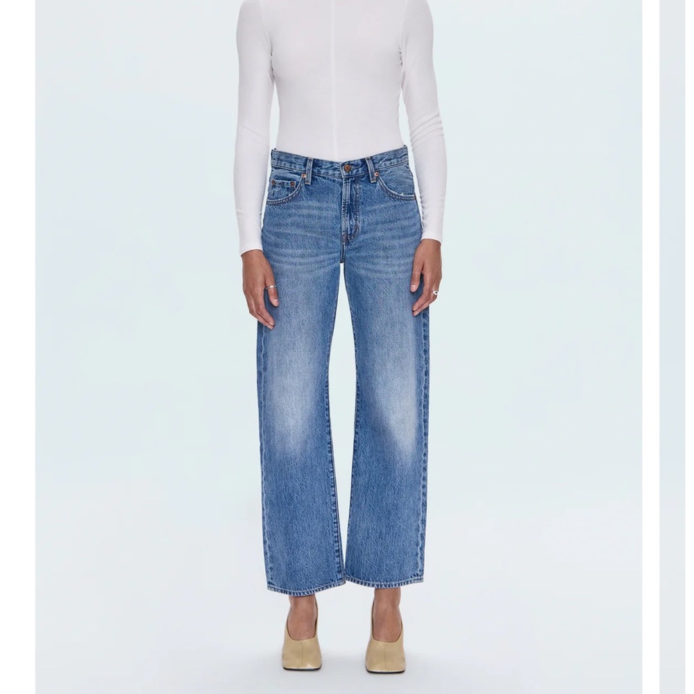 NWOT Pistola LEXI MID RISE BOWED STRAIGHT JEAN - METROPOLIS